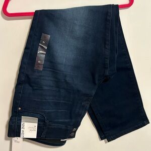 Nine West NWT 18 Dark Indigo Slim Straight Jeans